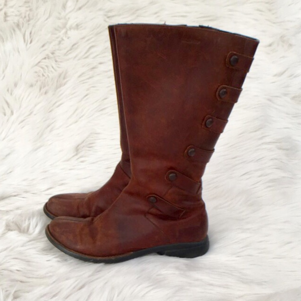 Cherry brown leather Merrel Boots, 7.5